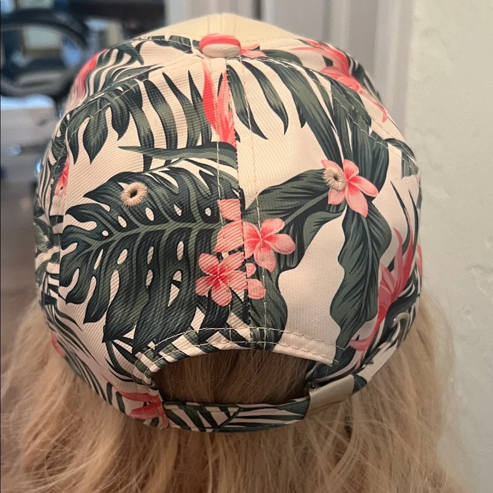 #1590** Unisex’s Landshark Tropical Floral Trucker Hat - Cream & Green - Picture 4 of 7